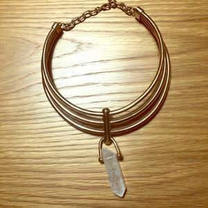 Bauble choker with quartz pendant